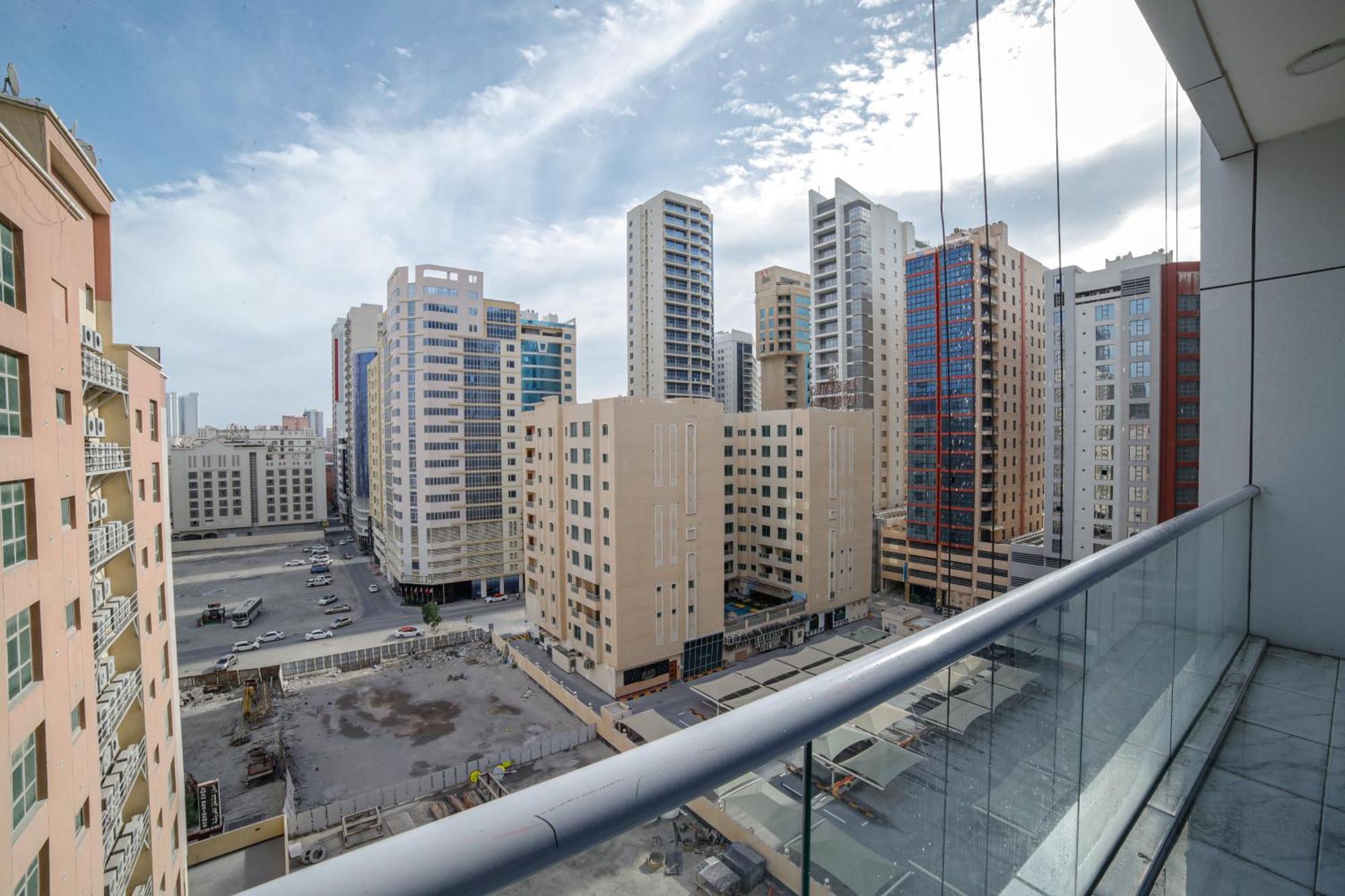 Vita Suites Manama Extérieur photo
